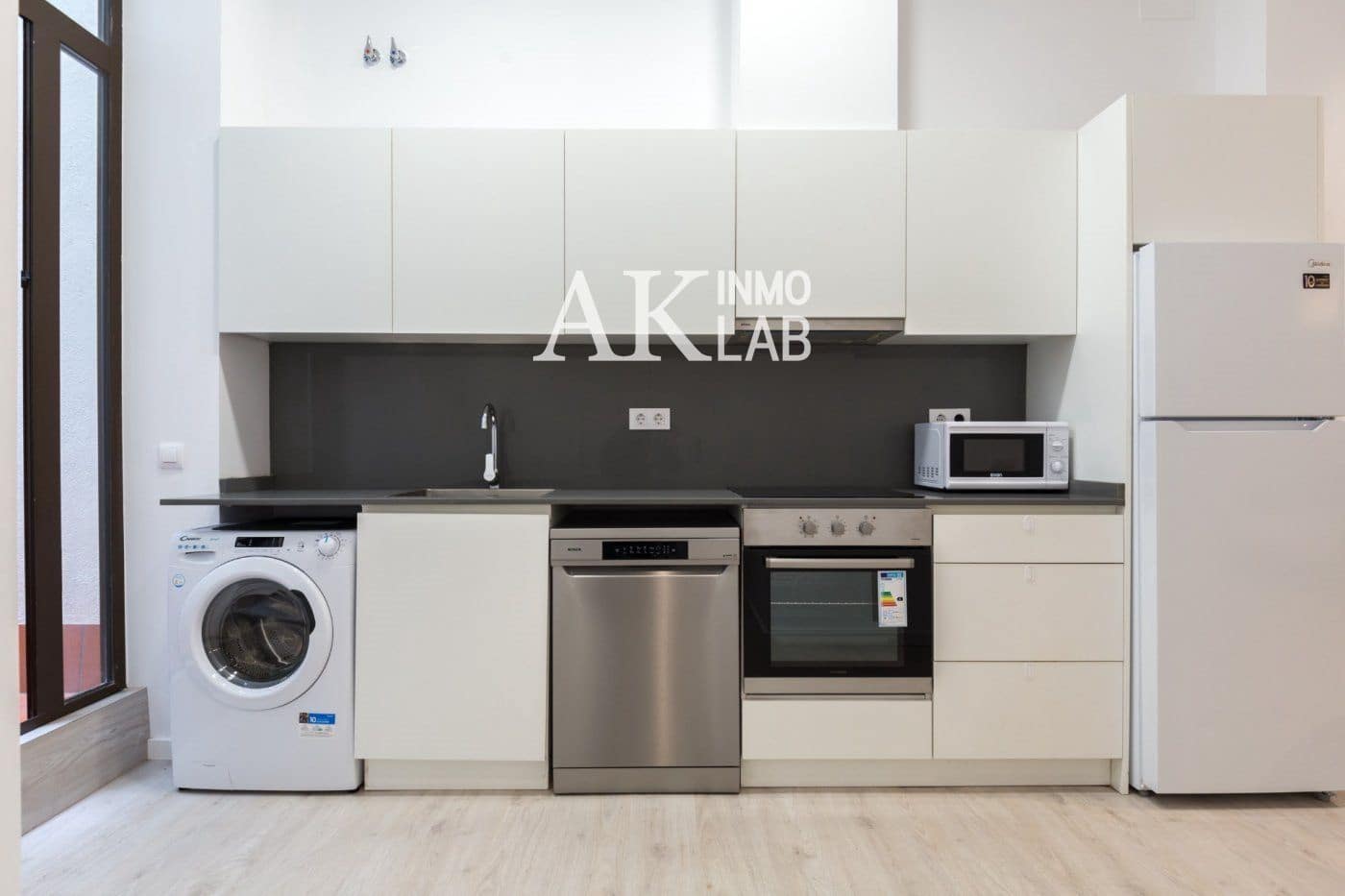 Piso en Barcelona ciudad en venta - 256.400 € (Ref: 9730841)