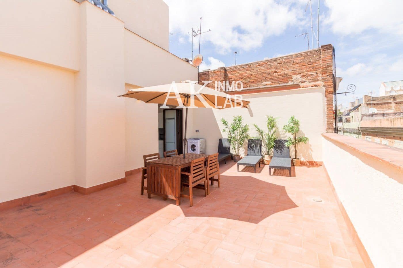 Ático de 3 habitaciones en Barcelona ciudad en venta - 728.000 € (Ref: 9730843)