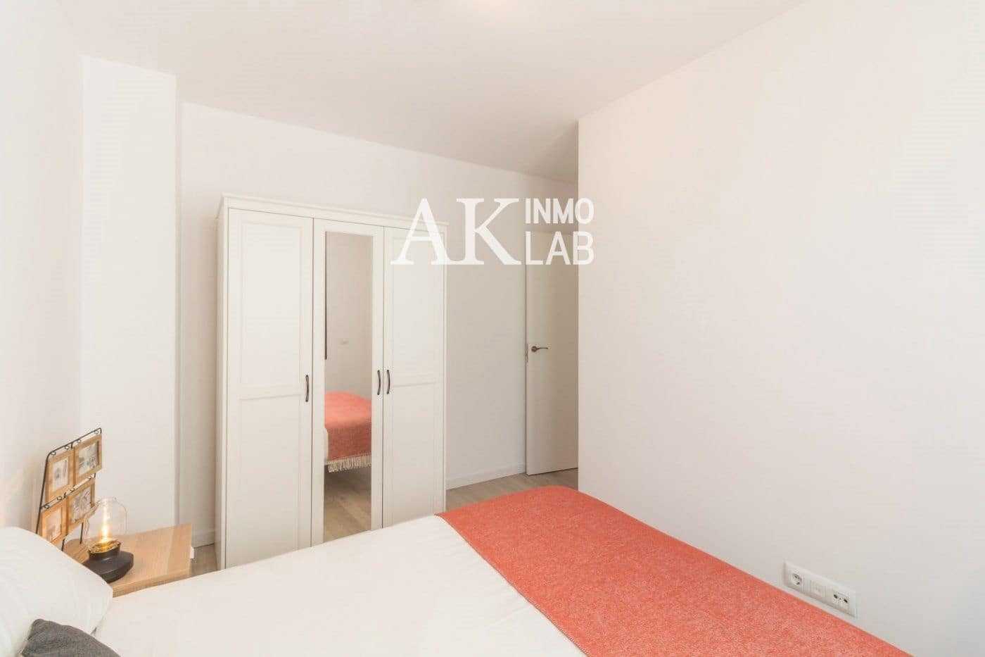 Ático de 3 habitaciones en Barcelona ciudad en venta - 728.000 € (Ref: 9730843)