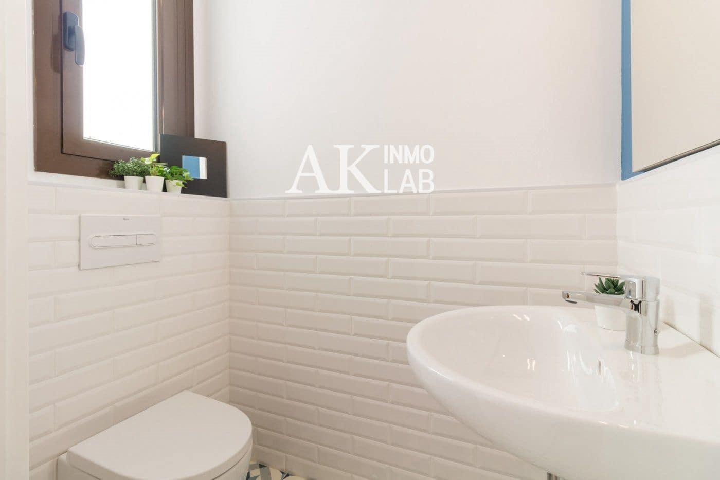 Ático de 3 habitaciones en Barcelona ciudad en venta - 728.000 € (Ref: 9730843)