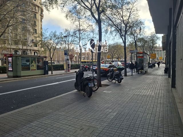Commercial for rent in Barcelona city - € 890 (Ref: 9740214)