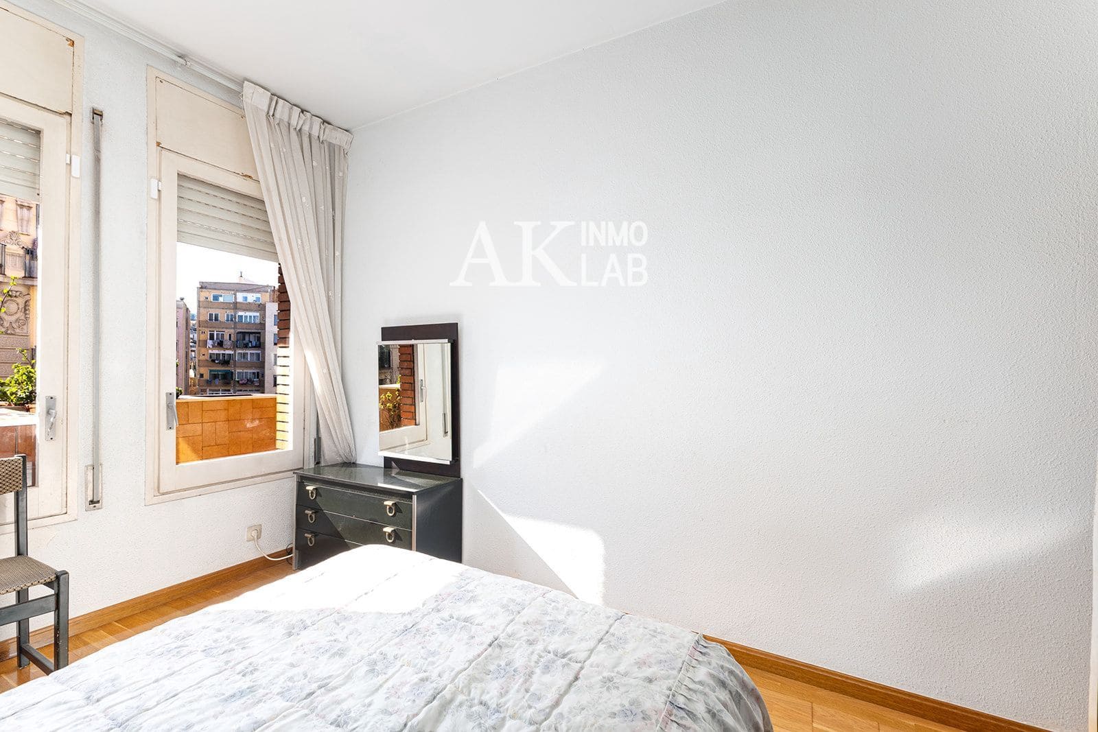 4 chambre Appartement à vendre à Barcelone ville avec garage - 469 000 € (Ref: 9758164)