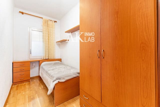 4 chambre Appartement à vendre à El Poble Sec, Barcelone ville avec garage - 469 000 € (Ref: 9758164)