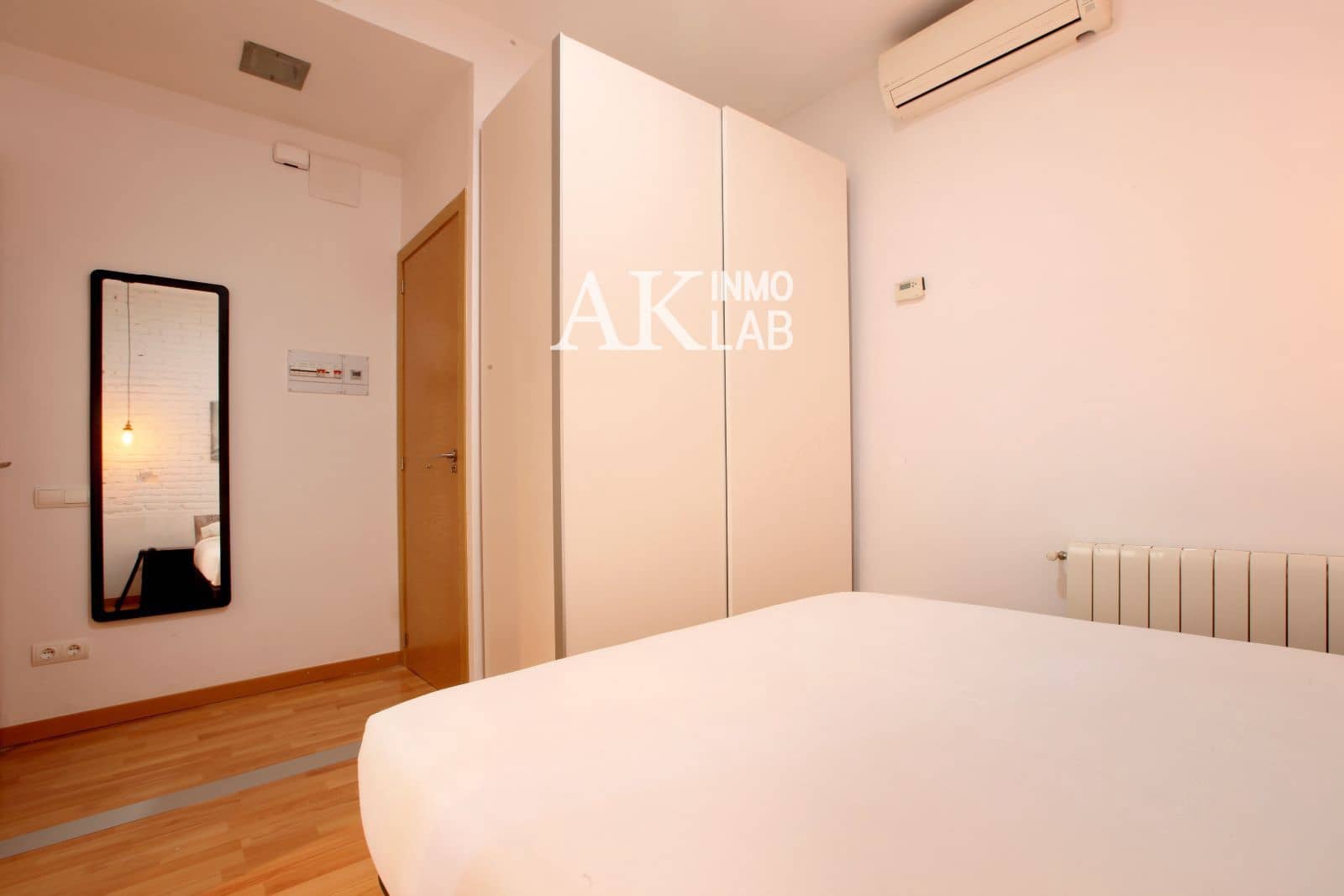 2 soveværelse Lejlighed til salg i L'Hospitalet de Llobregat - € 195.000 (Ref: 9758261)