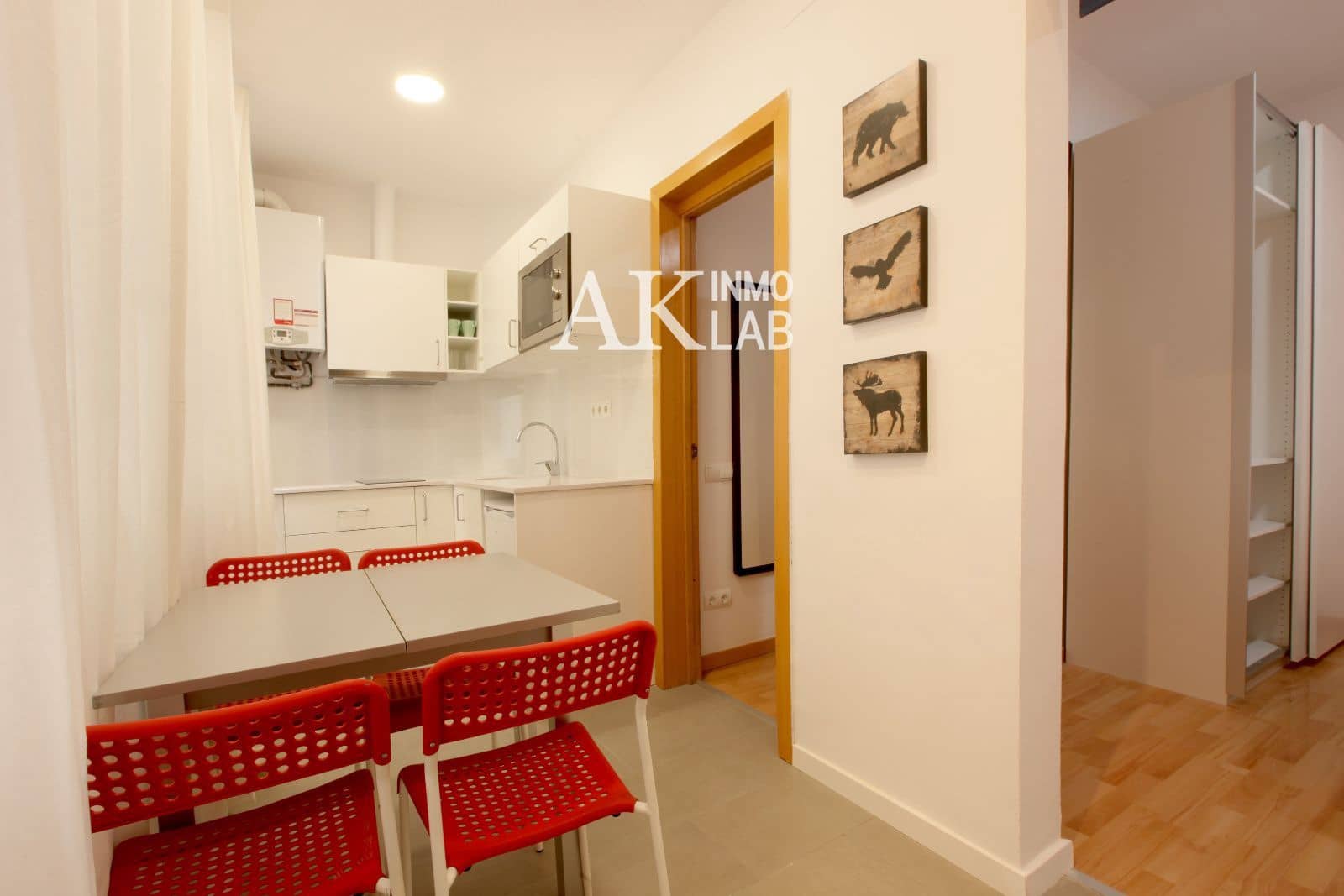 2 soveværelse Lejlighed til salg i L'Hospitalet de Llobregat - € 195.000 (Ref: 9758261)