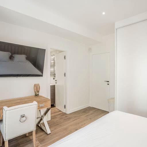 5 soveværelse Villa til salg i Marbella med swimmingpool garage - € 3.490.000 (Ref: 9543948)