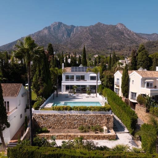 5 soveværelse Villa til salg i Marbella med swimmingpool garage - € 3.490.000 (Ref: 9543948)