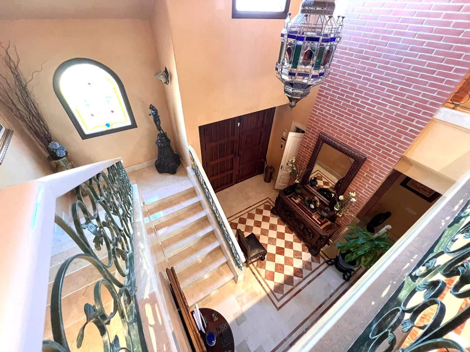 4 quarto Moradia para venda em Marbella com piscina garagem - 2 500 000 € (Ref: 9543949)