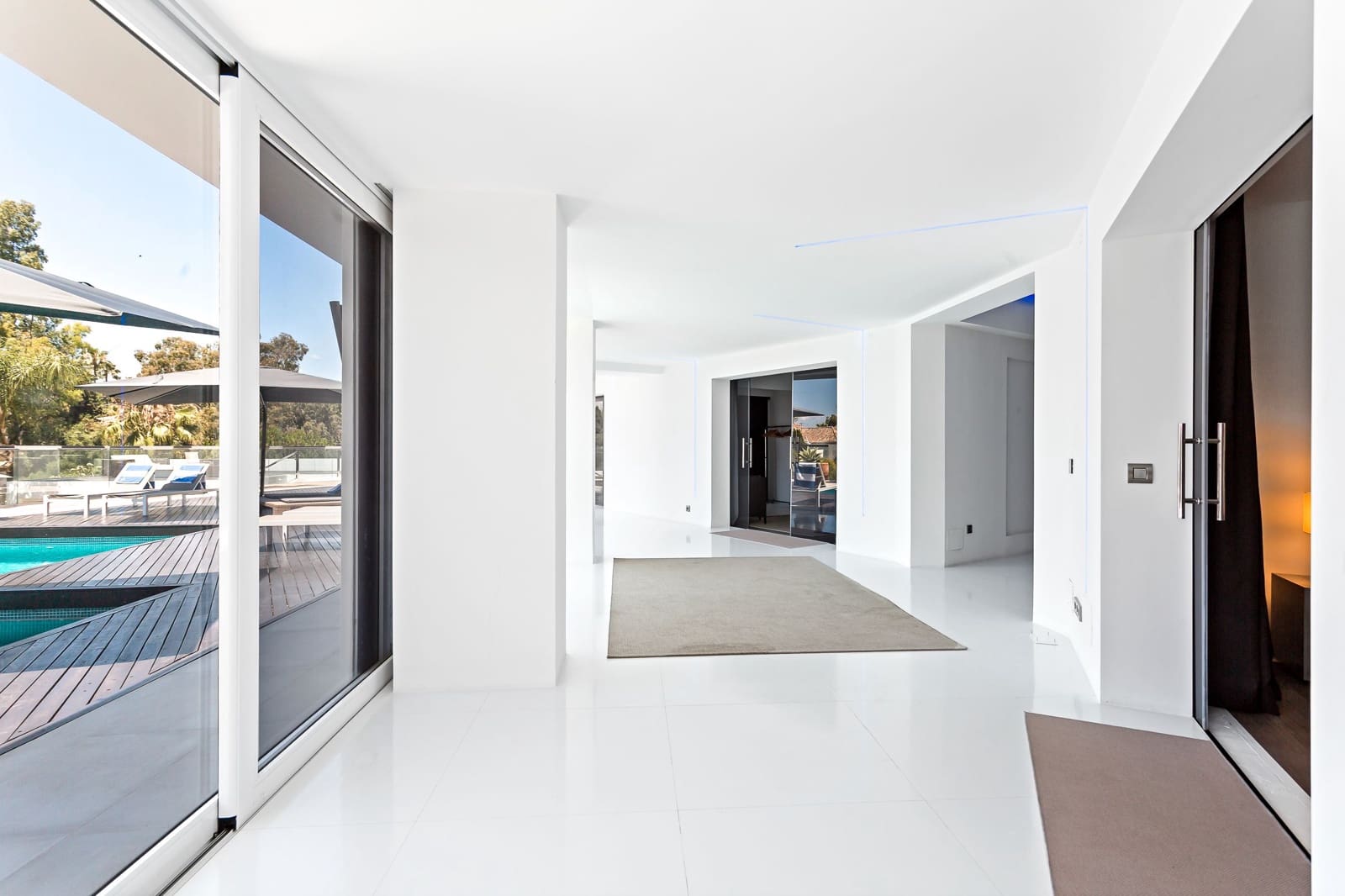 7 bedroom Villa for sale in Marbella with pool garage - € 3,749,000 (Ref: 9543950)