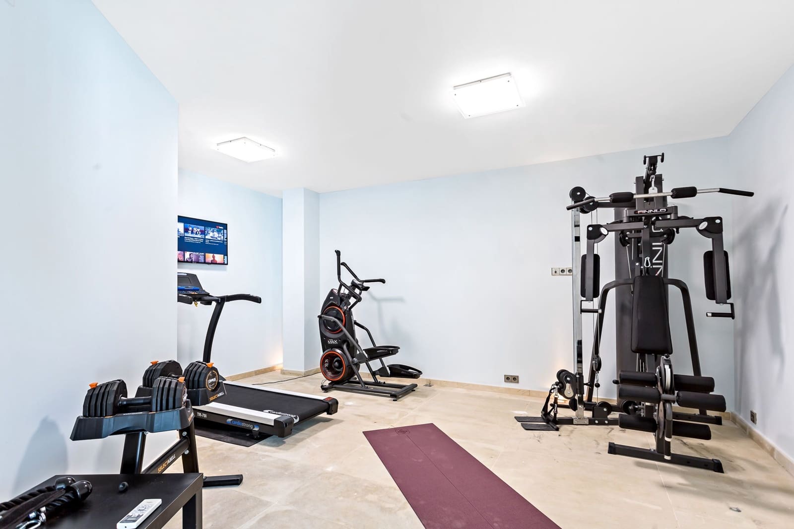 7 bedroom Villa for sale in Marbella with pool garage - € 3,749,000 (Ref: 9543950)