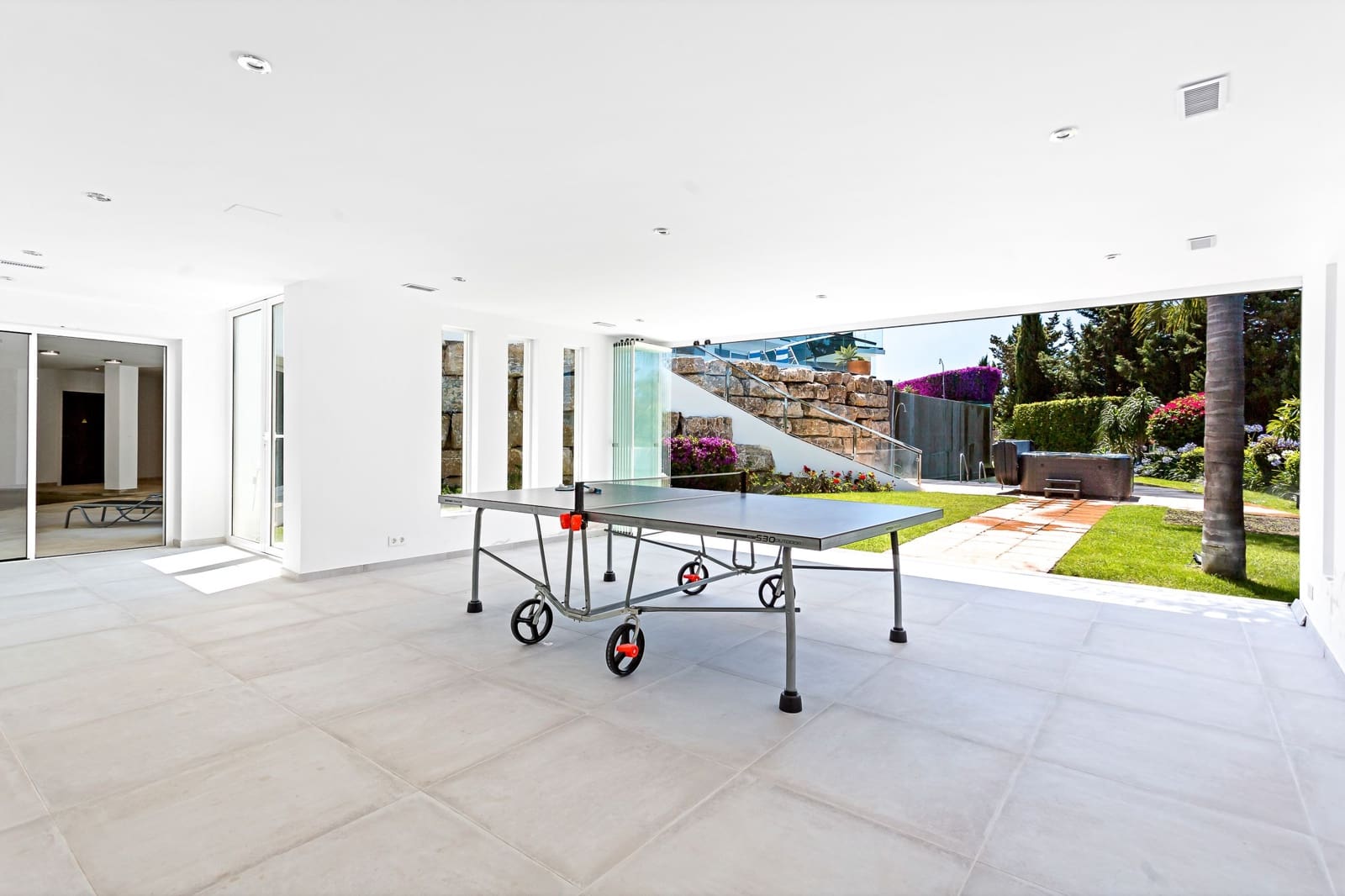 7 bedroom Villa for sale in Marbella with pool garage - € 3,749,000 (Ref: 9543950)