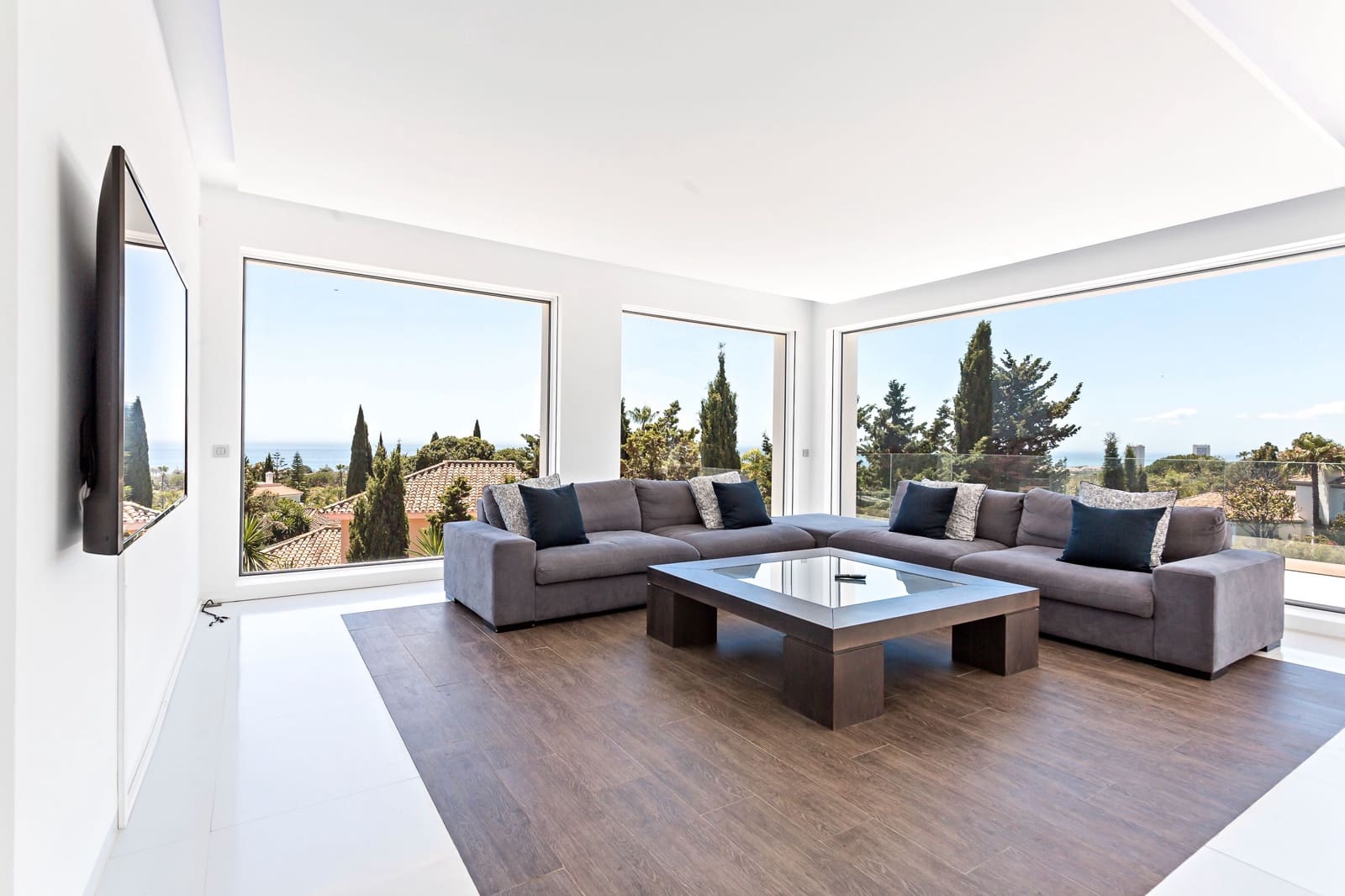 7 bedroom Villa for sale in Marbella with pool garage - € 3,749,000 (Ref: 9543950)
