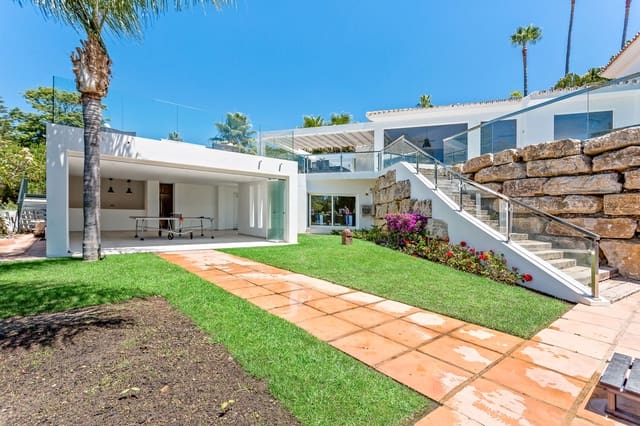 7 bedroom Villa for sale in Hacienda Las Chapas, Marbella with pool garage - € 3,749,000 (Ref: 9543950)