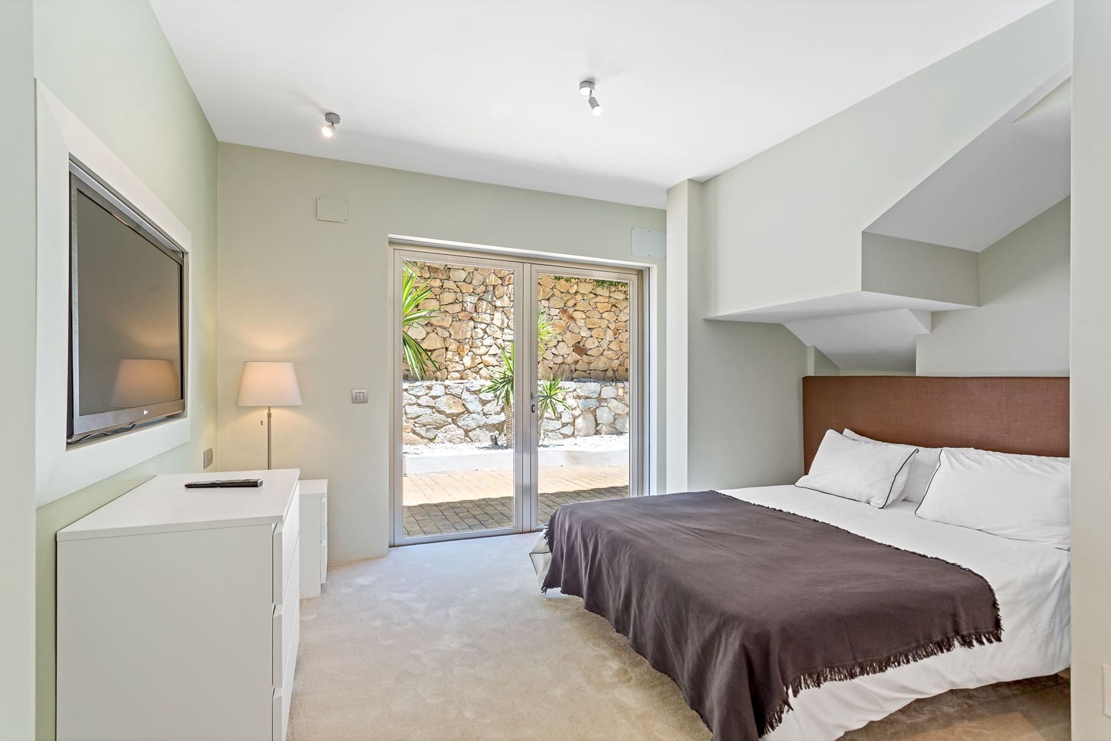 7 bedroom Villa for sale in Marbella with pool garage - € 3,749,000 (Ref: 9543950)