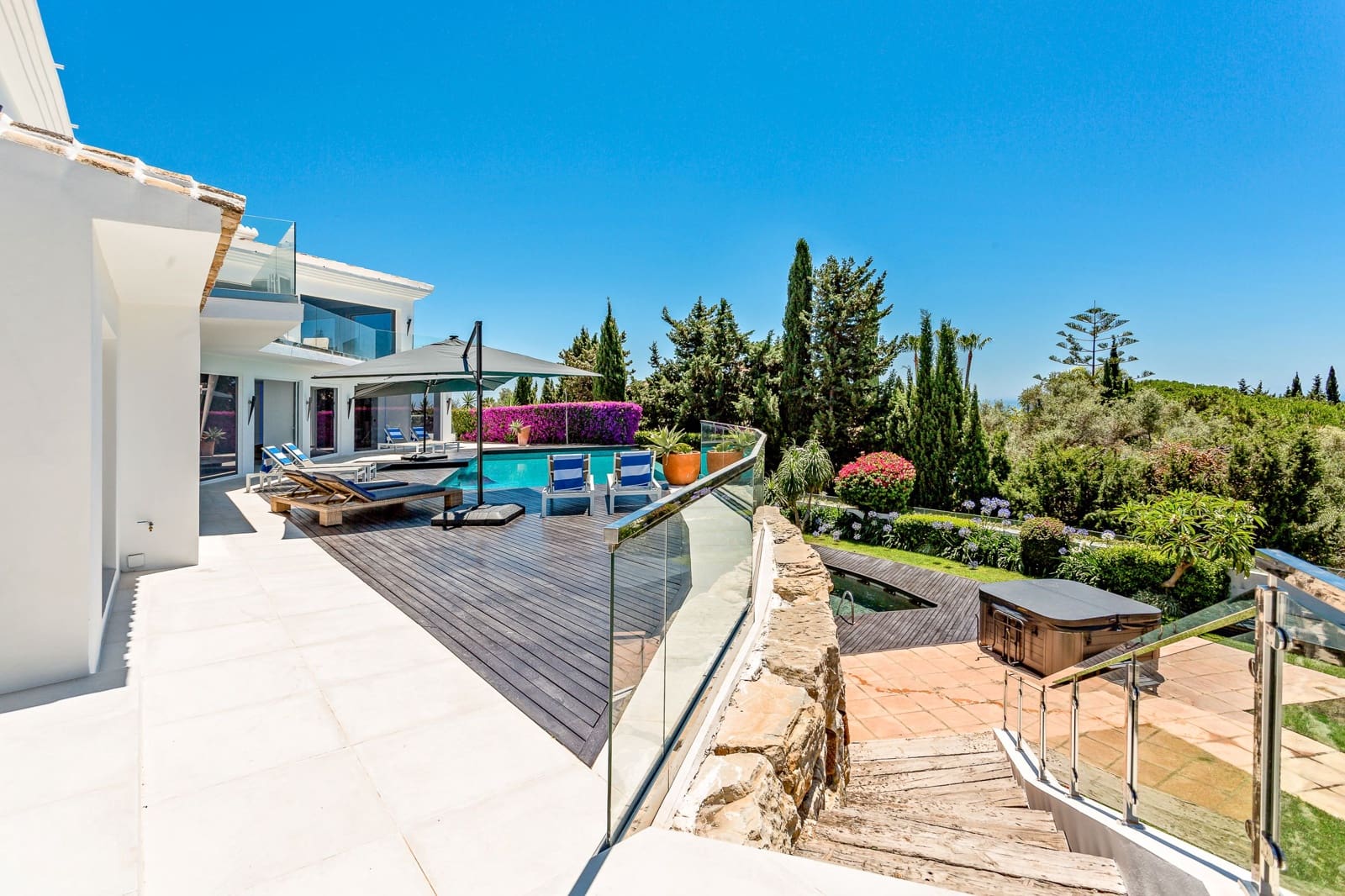 7 bedroom Villa for sale in Marbella with pool garage - € 3,749,000 (Ref: 9543950)
