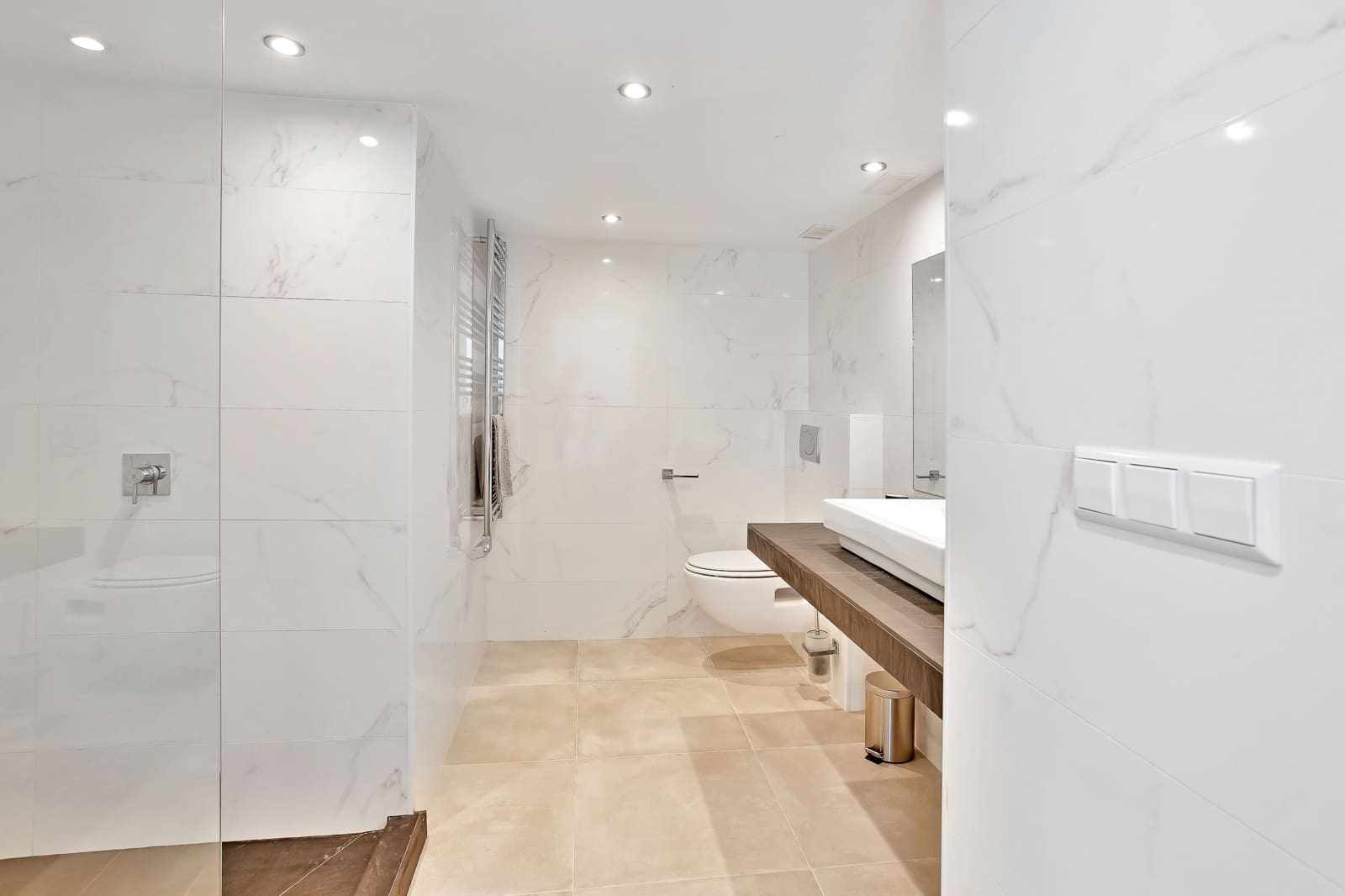 7 bedroom Villa for sale in Marbella with pool garage - € 3,749,000 (Ref: 9543950)