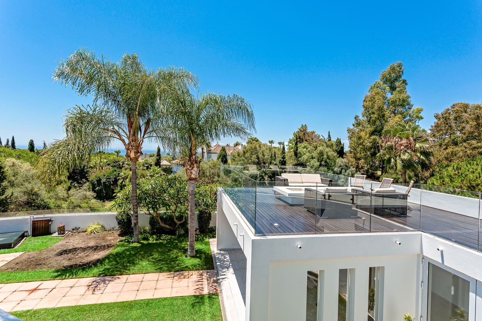 7 bedroom Villa for sale in Marbella with pool garage - € 3,749,000 (Ref: 9543950)