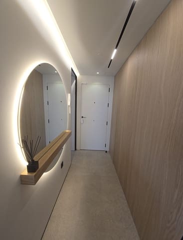 2 soverom Leilighet til salgs i Nueva Andalucía Centro, Marbella med svømmebasseng garasje - € 795 000 (Ref: 9543953)