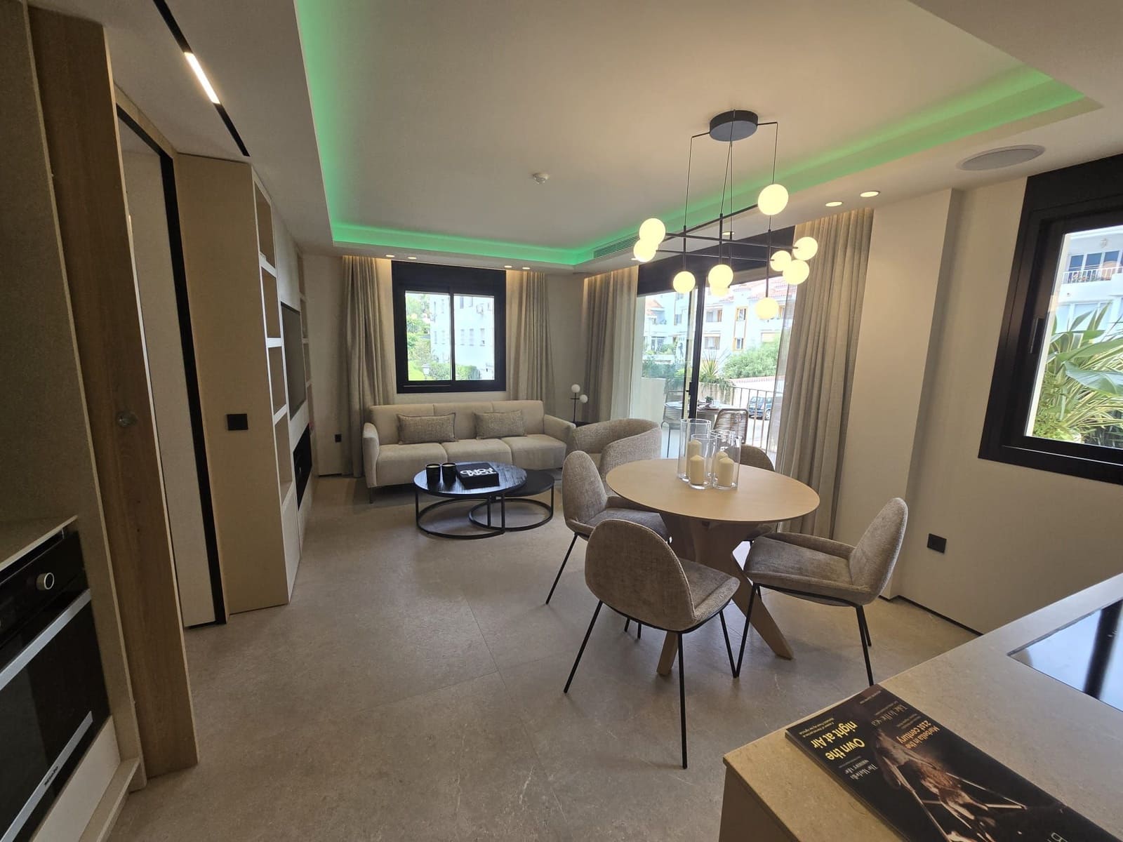 2 chambre Appartement à vendre à Marbella avec piscine garage - 795 000 € (Ref: 9543953)