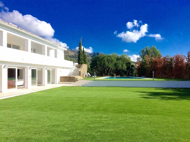 Chalet de 6 habitaciones en Sierra Blanca, Marbella en venta con piscina garaje - 4.250.000 € (Ref: 9543954)