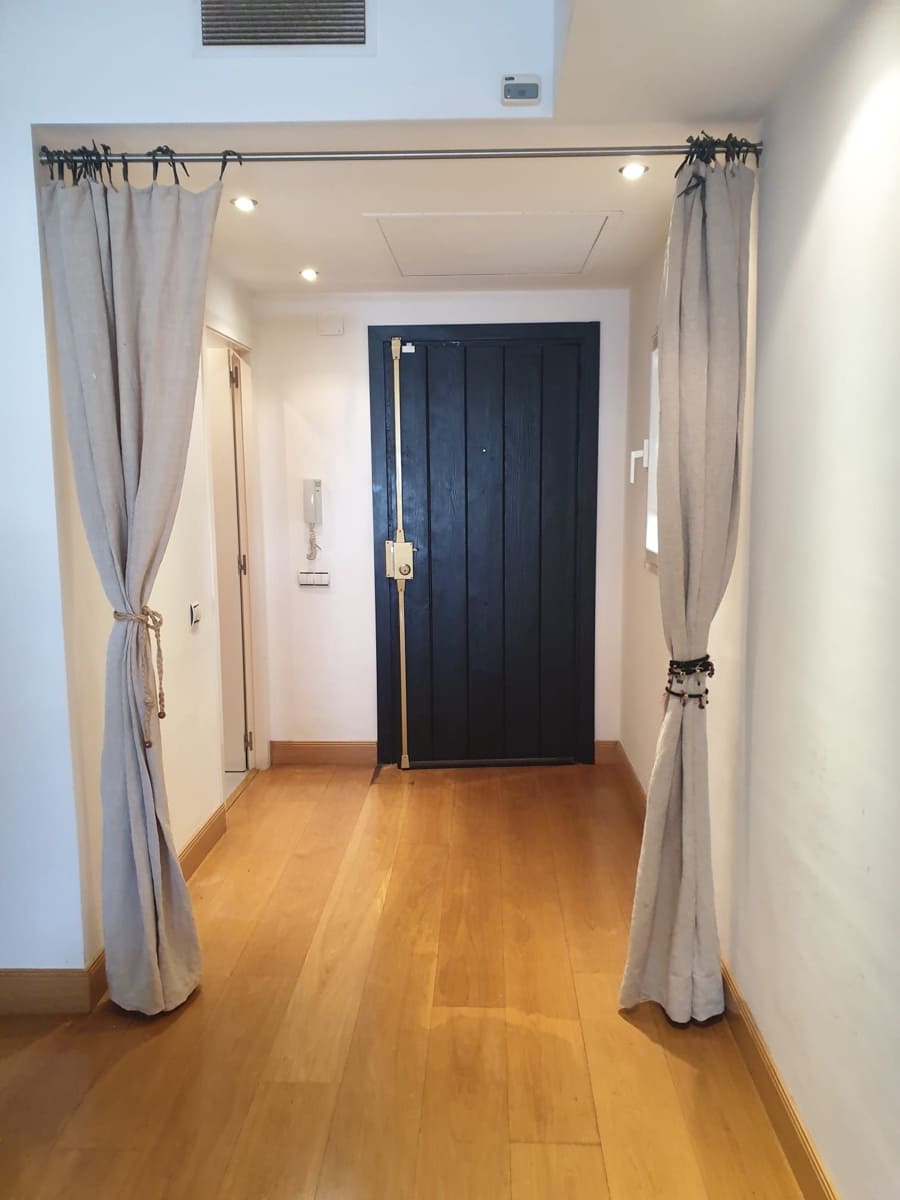 1 soveværelse Lejlighed til leje i Marbella med garage - € 1.700 (Ref: 9543955)