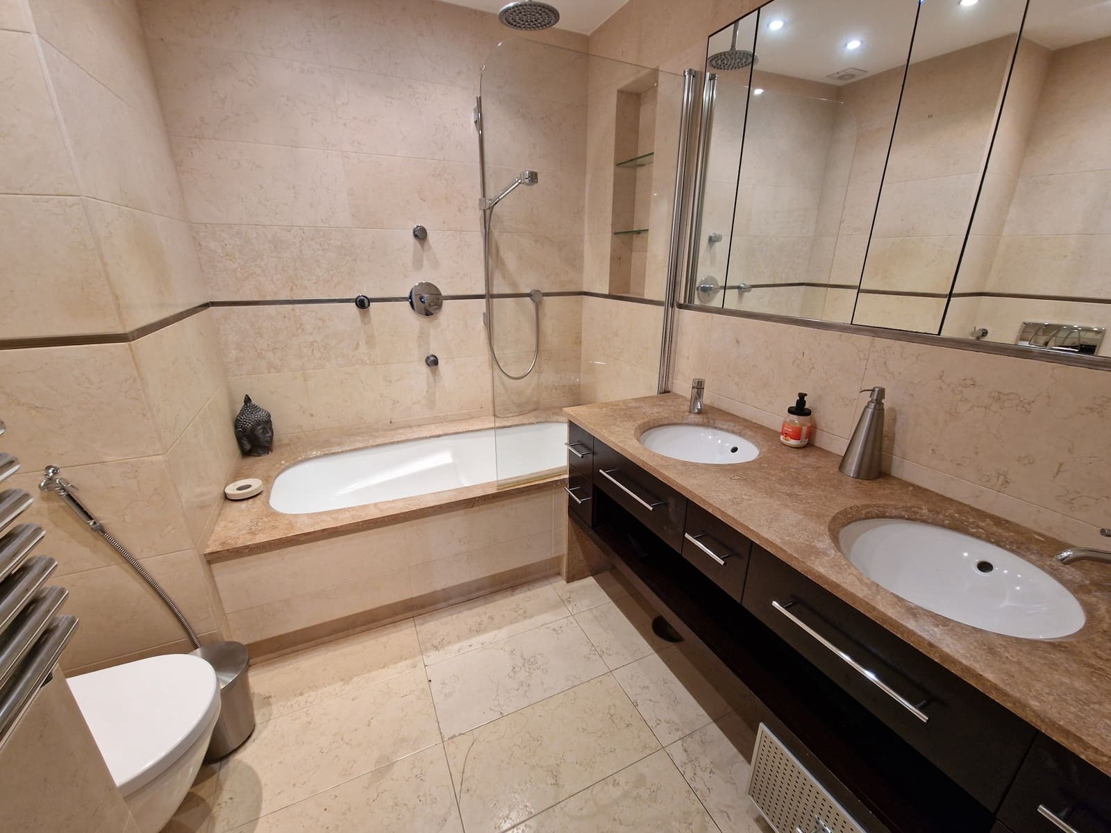 1 soveværelse Lejlighed til leje i Marbella med garage - € 1.700 (Ref: 9543955)