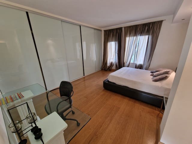 1 soveværelse Lejlighed til leje i Puerto Banus, Marbella med garage - € 1.700 (Ref: 9543955)