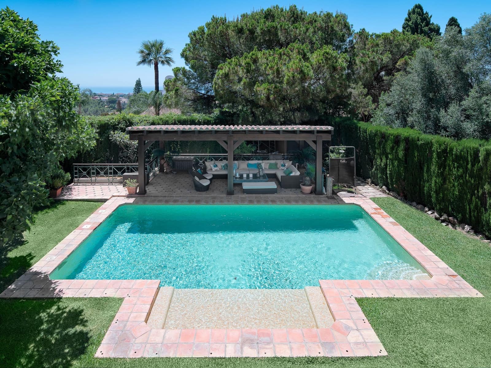 5 camera da letto Villa da affittare in Marbella con piscina garage - 15.000 € (Rif: 9543957)