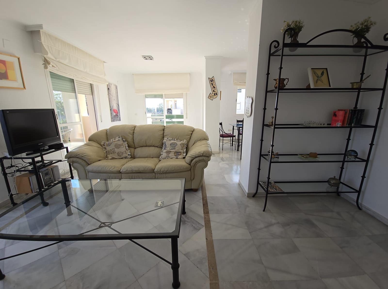 3 makuuhuone Kattohuoneisto vuokrattavana paikassa Marbella mukana uima-altaan 
autotalli - 2 000 € (Ref: 9543958)