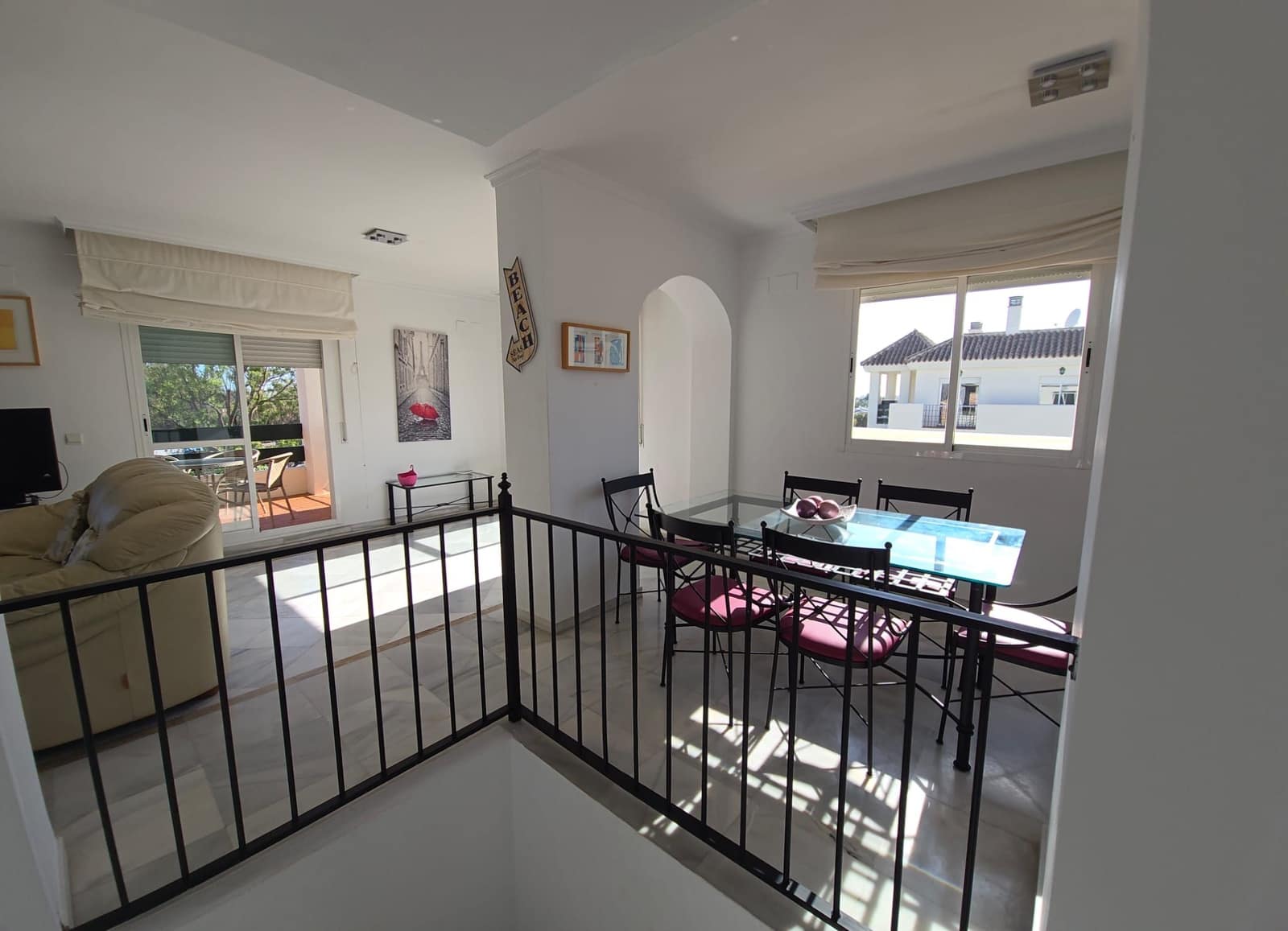 3 makuuhuone Kattohuoneisto vuokrattavana paikassa Marbella mukana uima-altaan 
autotalli - 2 000 € (Ref: 9543958)