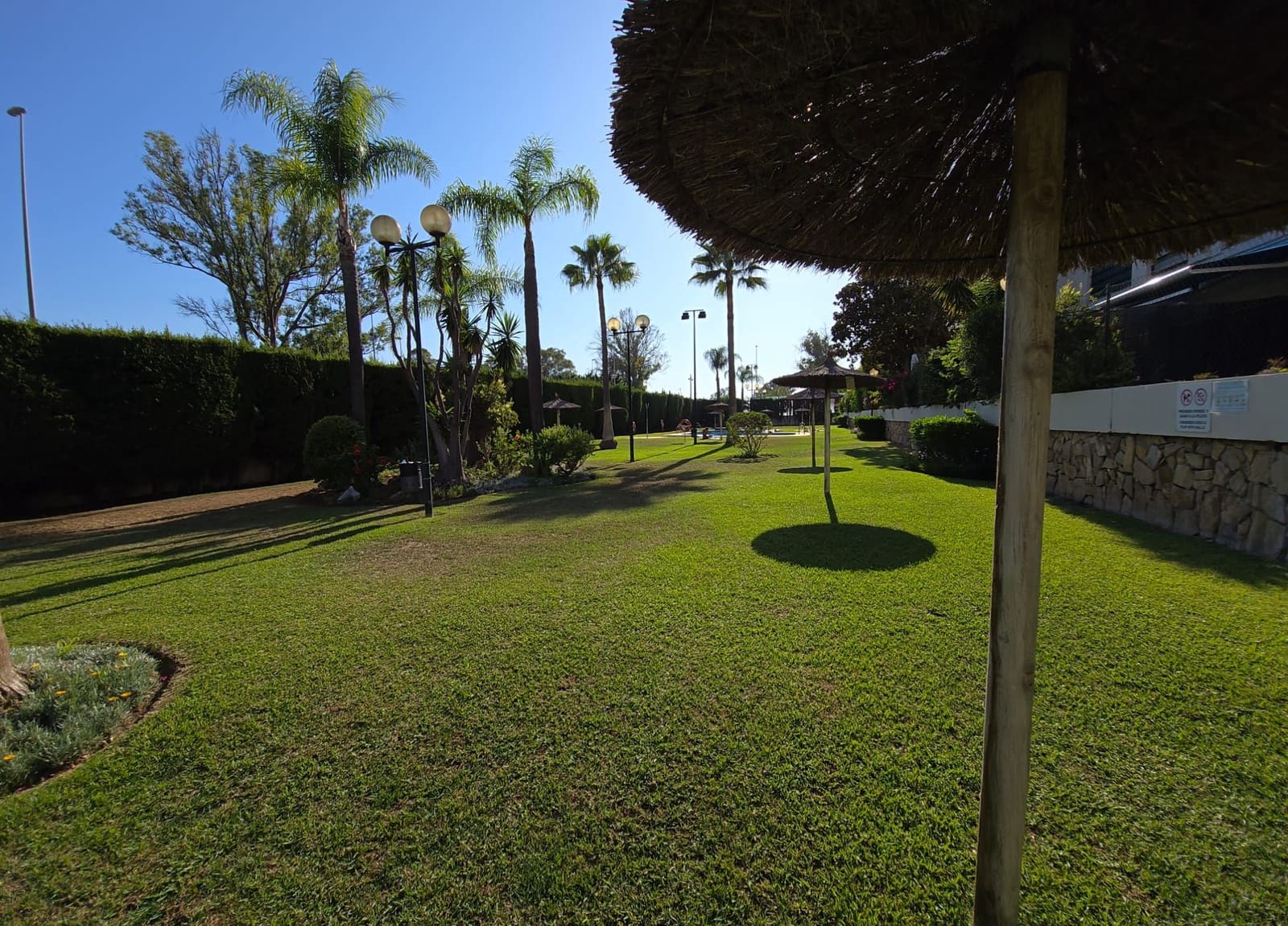 3 makuuhuone Kattohuoneisto vuokrattavana paikassa Marbella mukana uima-altaan 
autotalli - 2 000 € (Ref: 9543958)