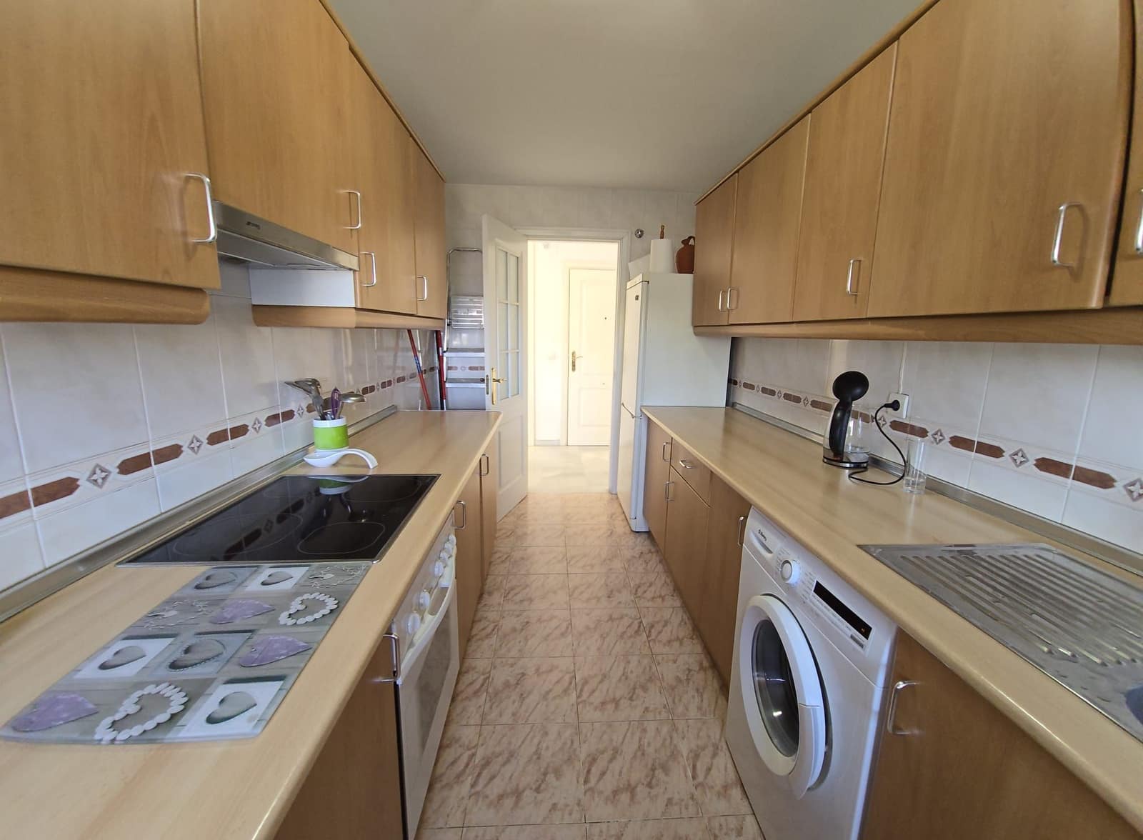 3 makuuhuone Kattohuoneisto vuokrattavana paikassa Marbella mukana uima-altaan 
autotalli - 2 000 € (Ref: 9543958)