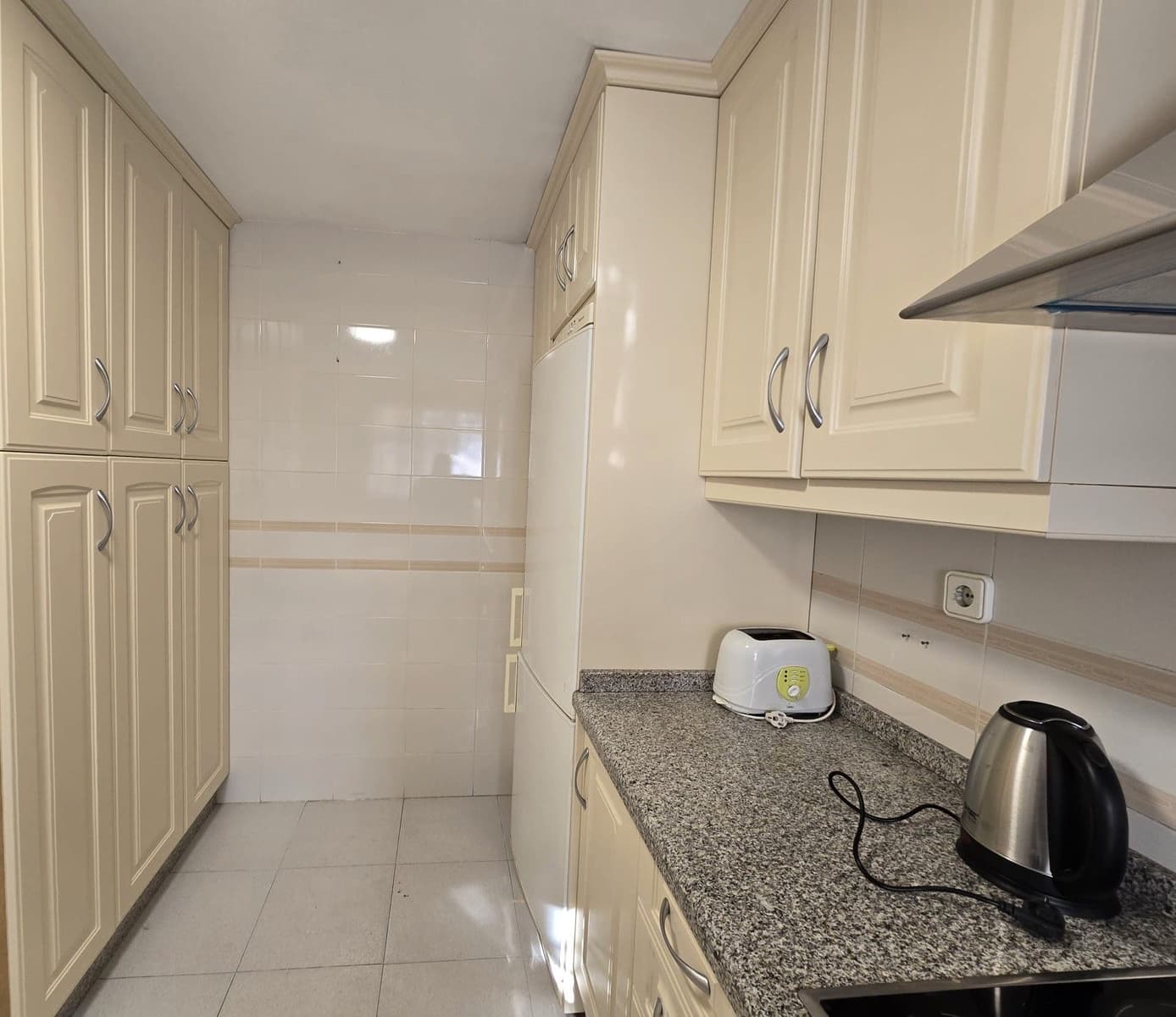 Casa de 2 habitaciones en Marbella en alquiler - 2.500 € (Ref: 9543960)