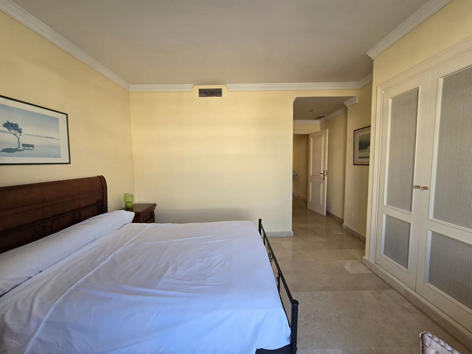 Casa de 2 habitaciones en Marbella en alquiler - 2.500 € (Ref: 9543960)