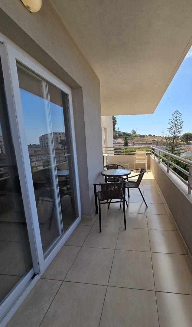 Piso de 3 habitaciones en Marbella en venta con garaje - 325.000 € (Ref: 9543963)