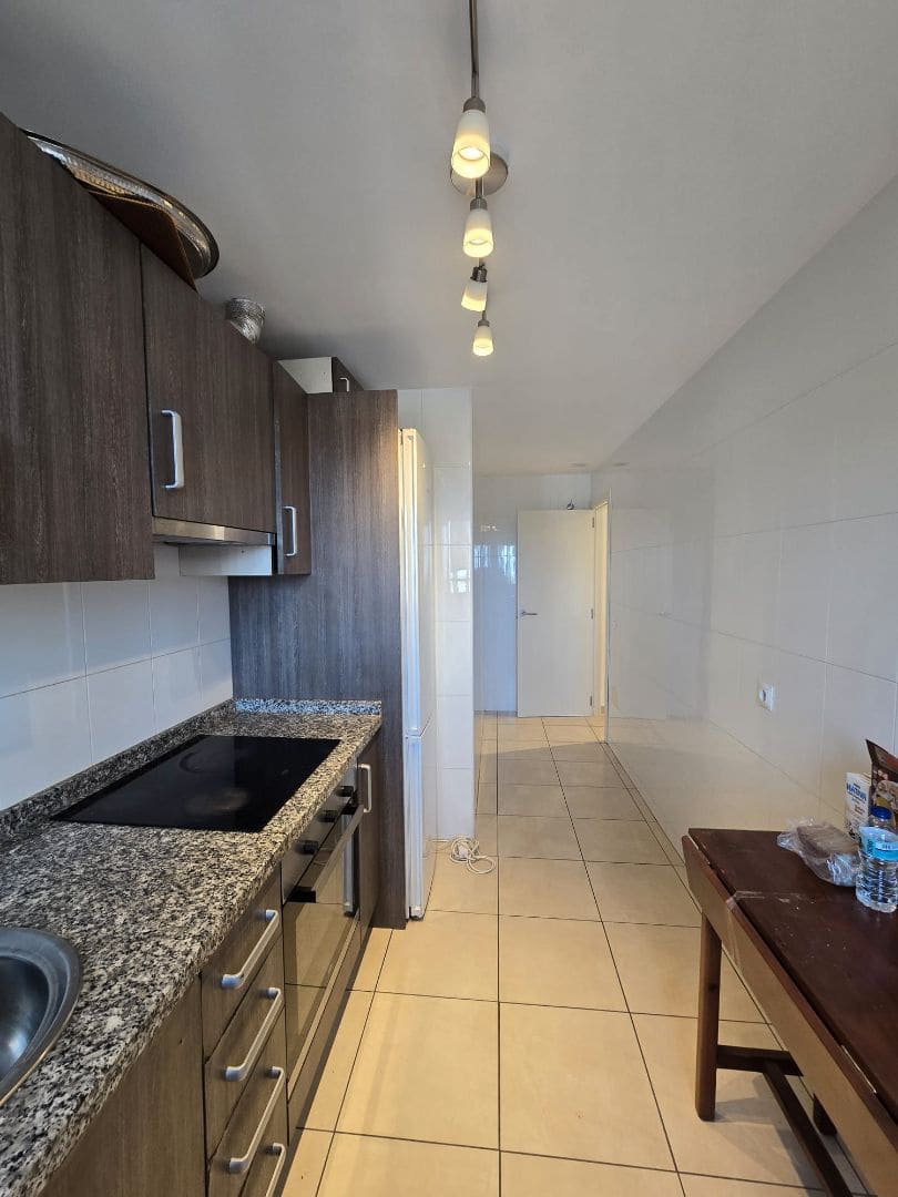 Piso de 3 habitaciones en Marbella en venta con garaje - 325.000 € (Ref: 9543963)