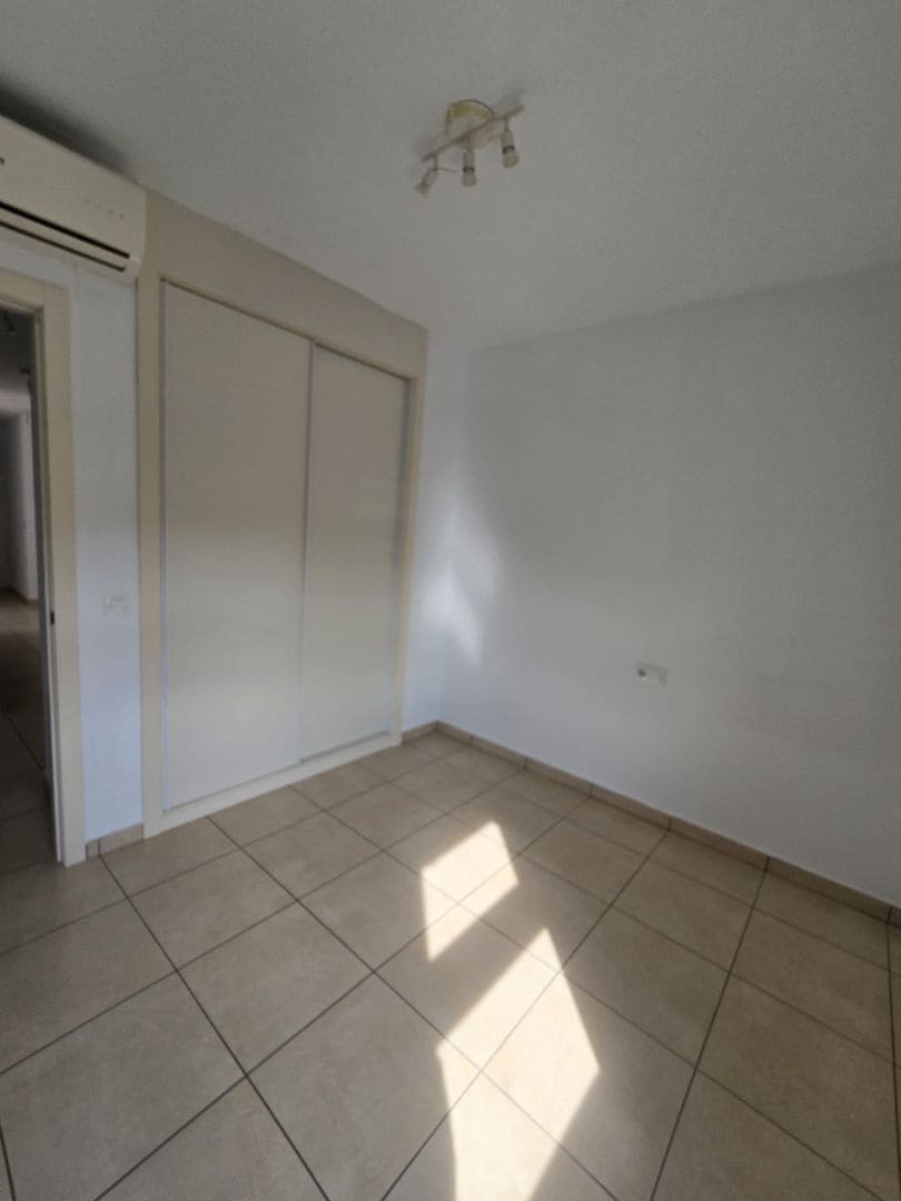 Piso de 3 habitaciones en Marbella en venta con garaje - 325.000 € (Ref: 9543963)