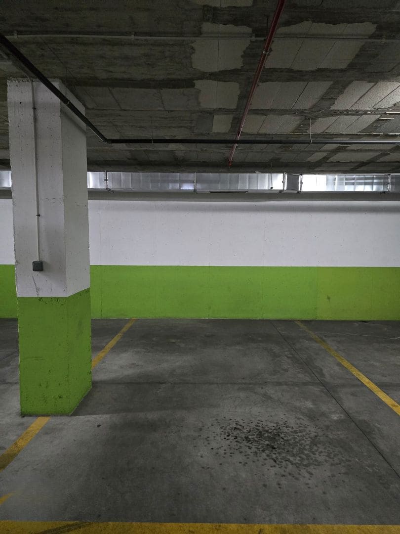 Piso de 3 habitaciones en Marbella en venta con garaje - 325.000 € (Ref: 9543963)