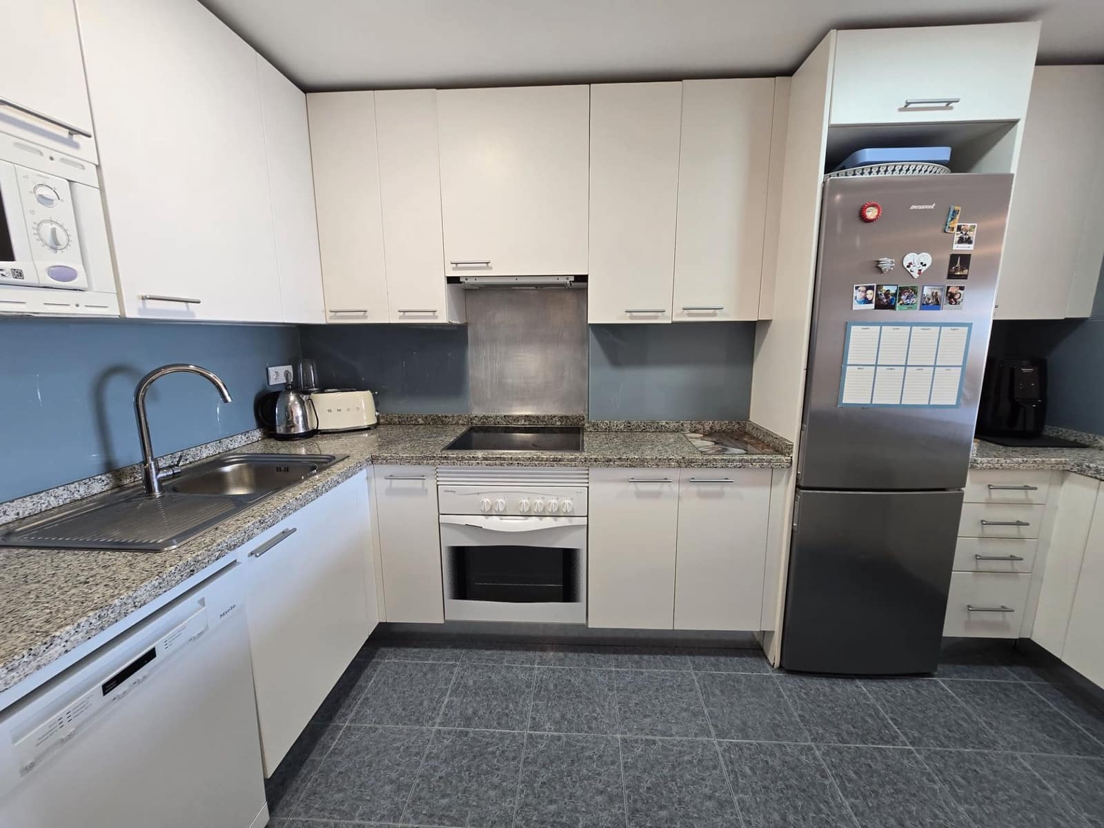 2 soveværelse Lejlighed til salg i Benalmadena med swimmingpool - € 640.000 (Ref: 9543966)