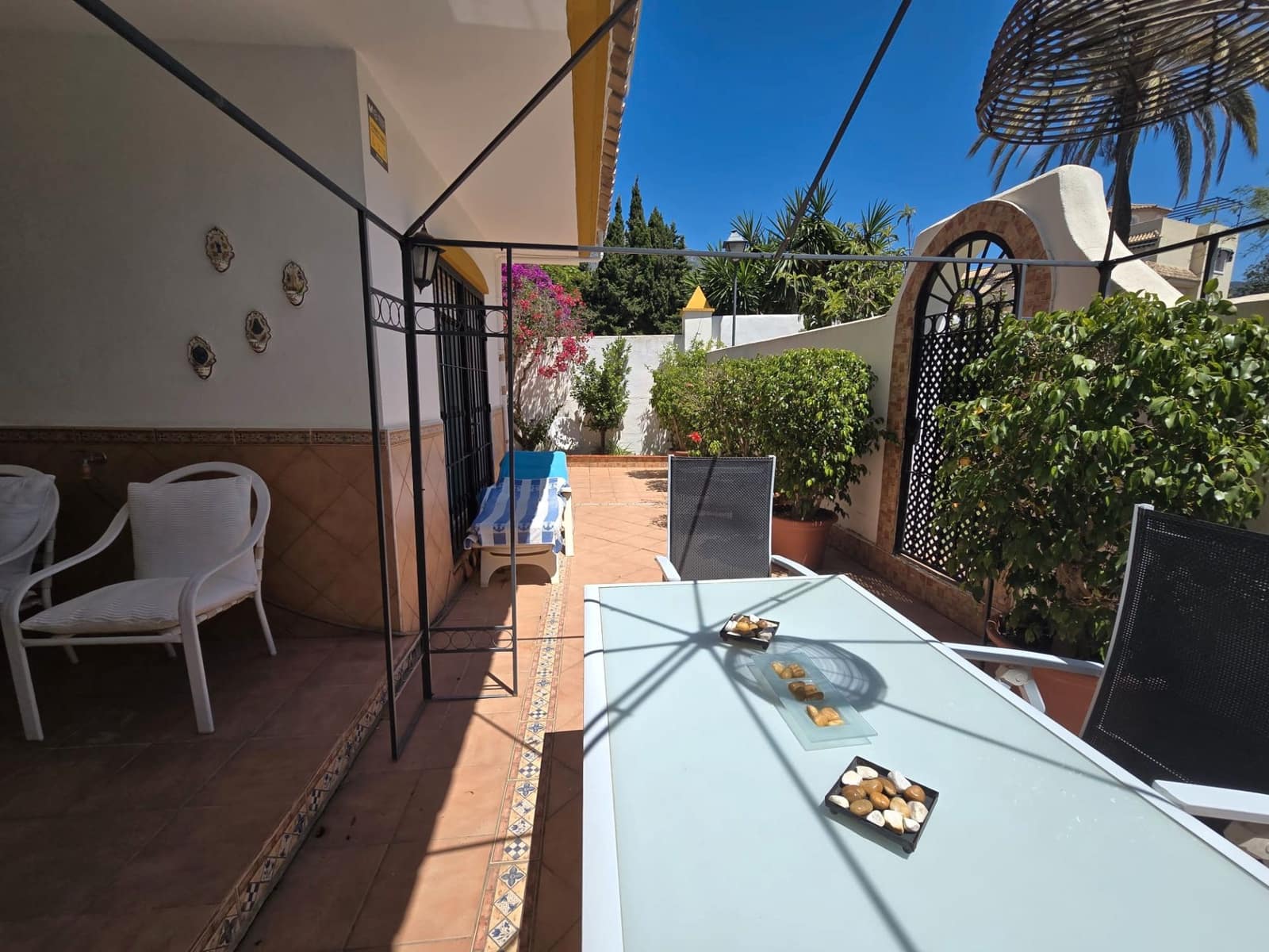 Piso de 2 habitaciones en Marbella en venta con piscina garaje - 560.000 € (Ref: 9543967)