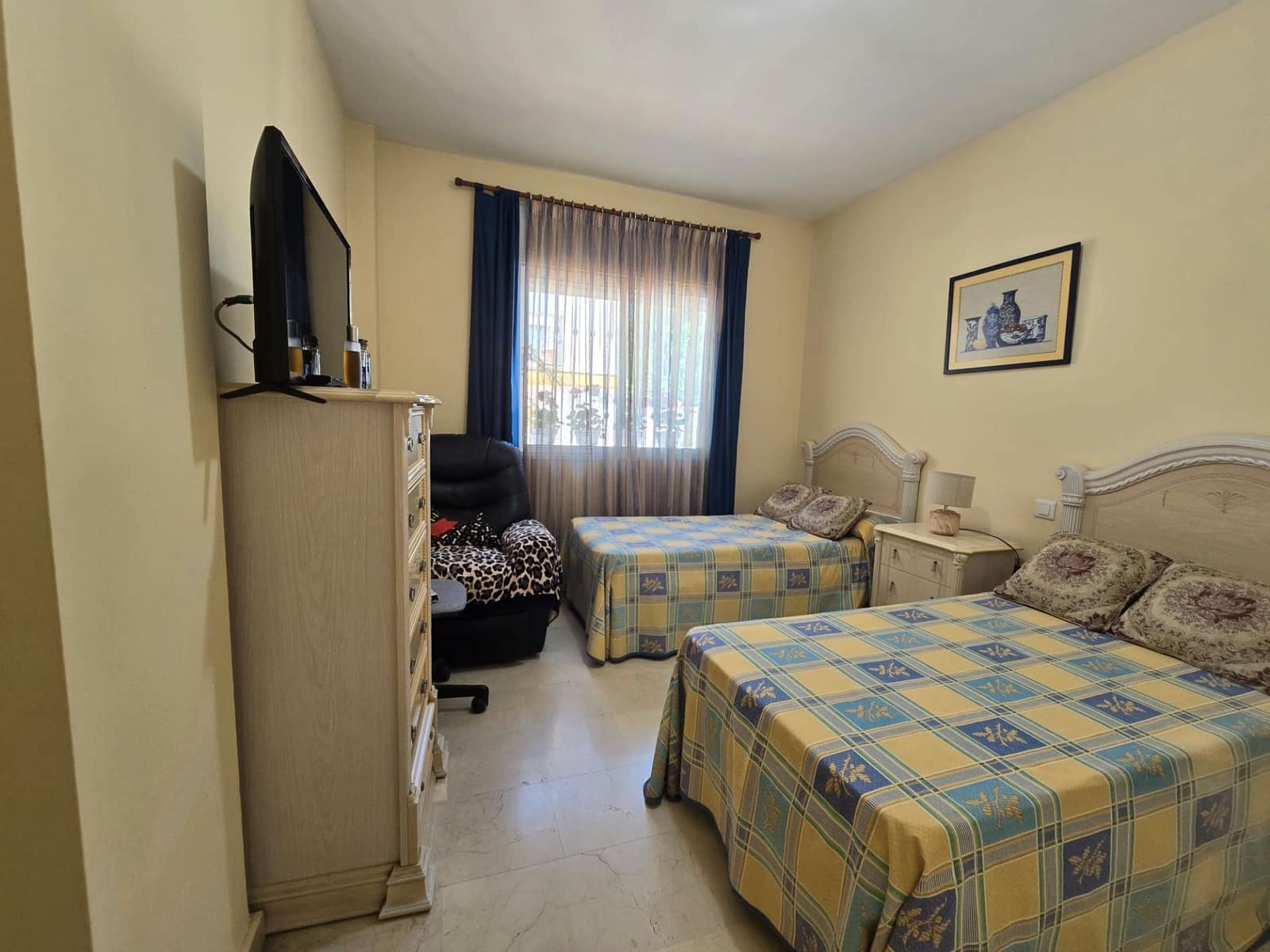 Piso de 2 habitaciones en Marbella en venta con piscina garaje - 560.000 € (Ref: 9543967)