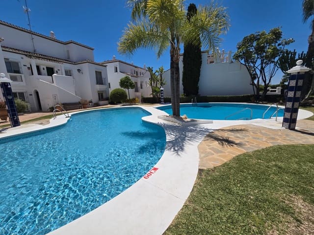 Piso de 2 habitaciones en Sierra Blanca, Marbella en venta con piscina garaje - 560.000 € (Ref: 9543967)