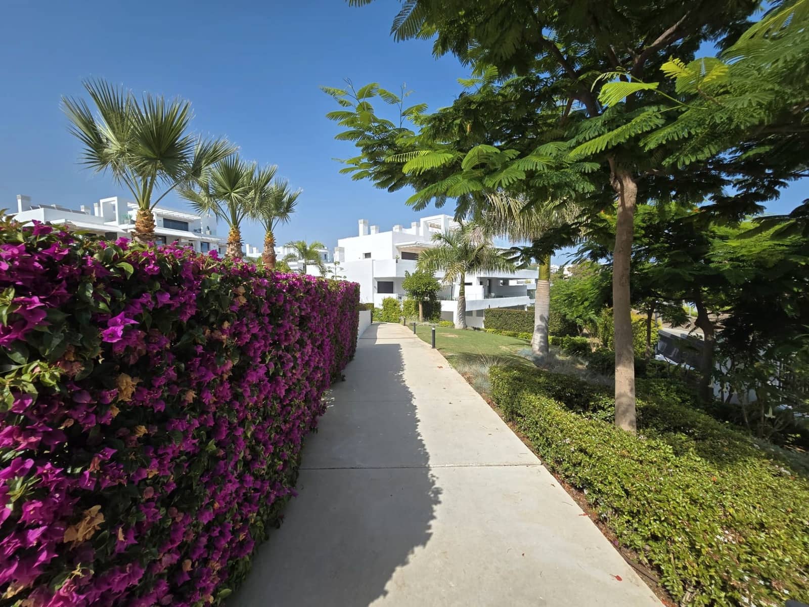 2 quarto Apartamento para venda em El Paraiso com piscina garagem - 570 000 € (Ref: 9543968)