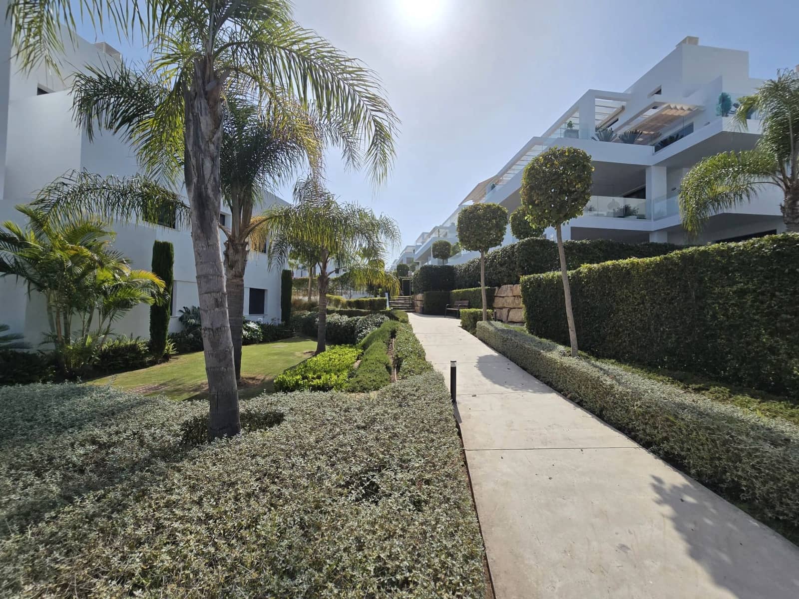 2 quarto Apartamento para venda em El Paraiso com piscina garagem - 570 000 € (Ref: 9543968)