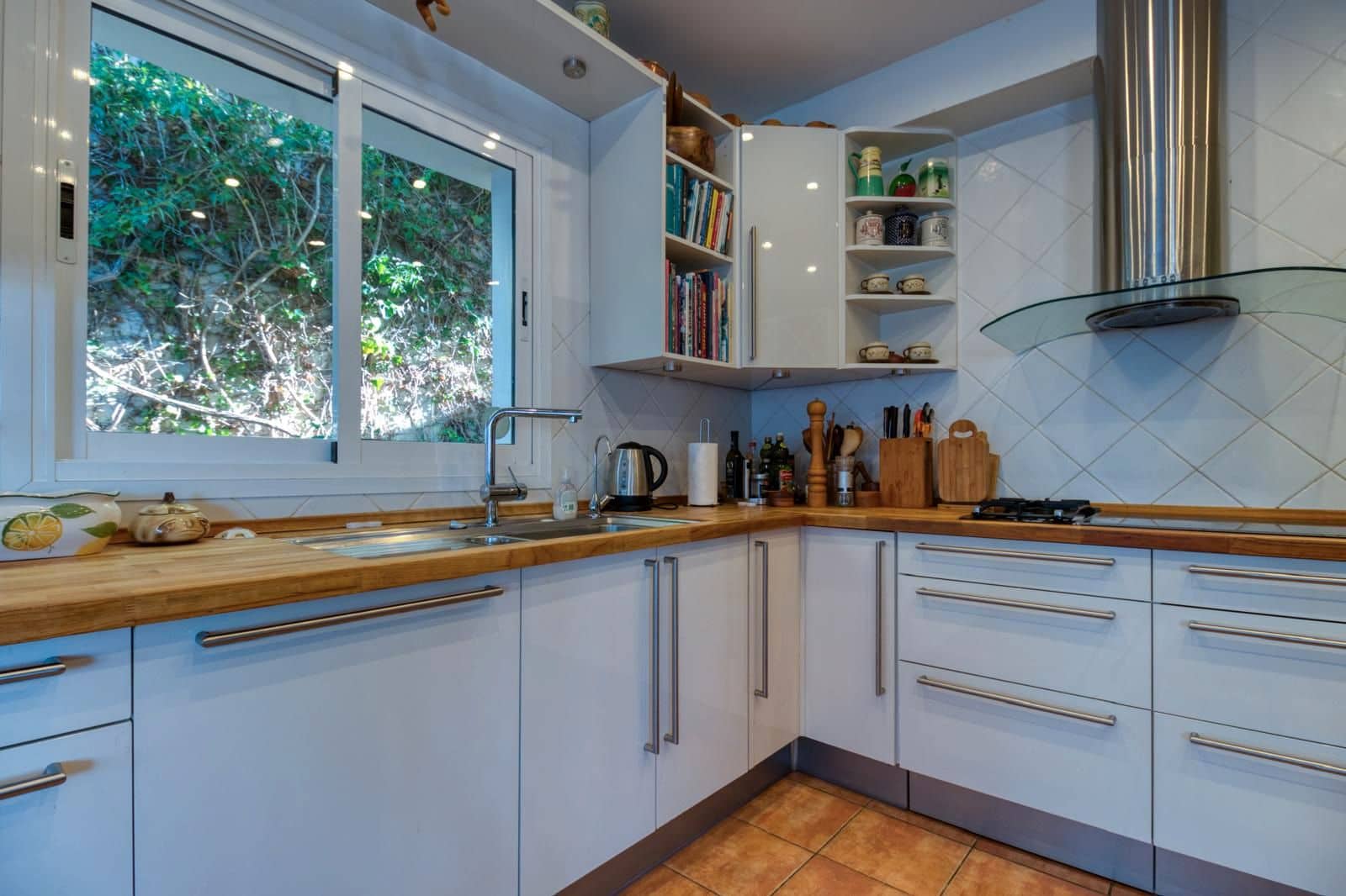 4 bedroom Villa for sale in Mijas with pool garage - € 1,400,000 (Ref: 9543971)