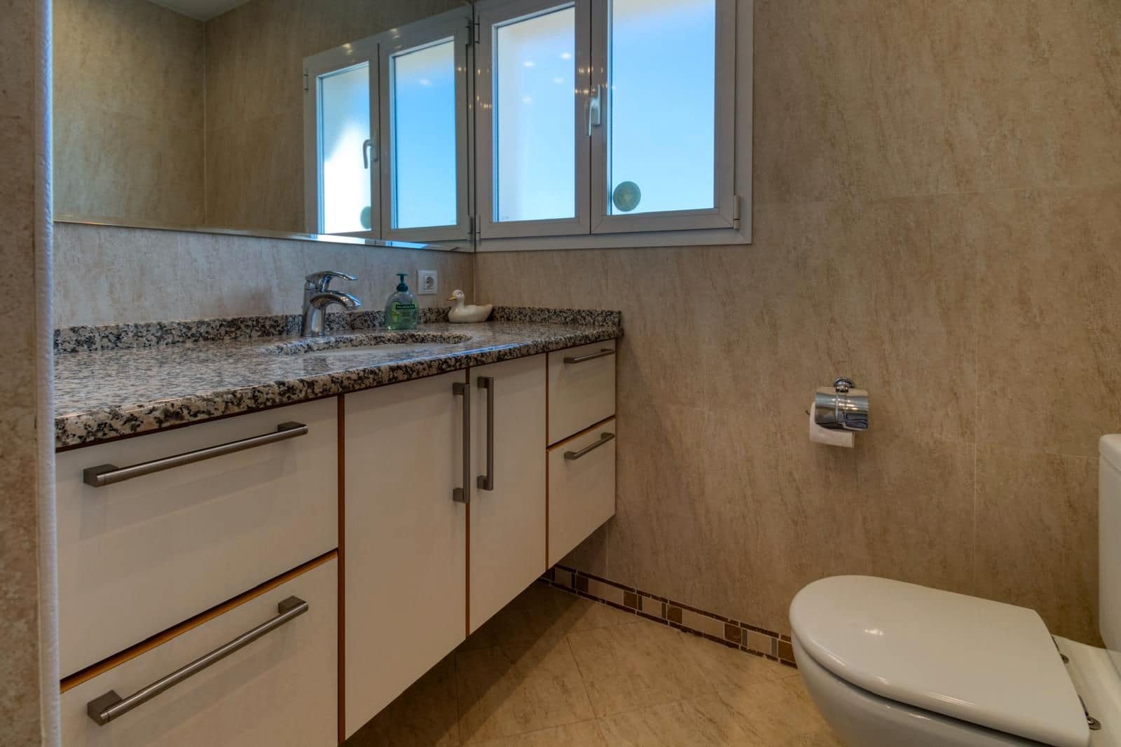 4 bedroom Villa for sale in Mijas with pool garage - € 1,400,000 (Ref: 9543971)