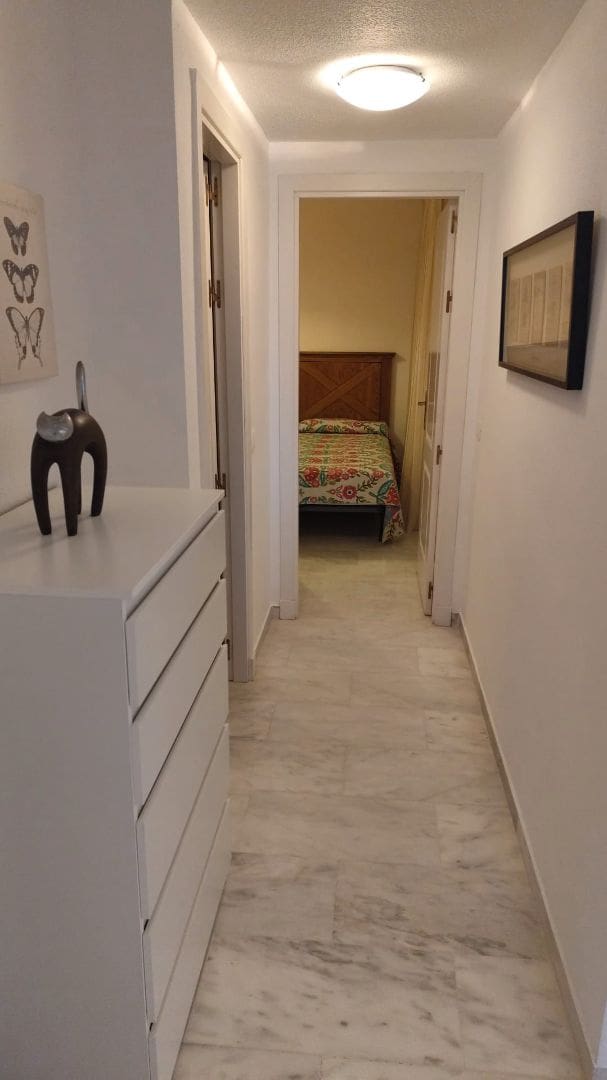 2 Zimmer Wohnung zu verkaufen in Marbella mit Pool Garage - 285.000 € (Ref: 9588374)