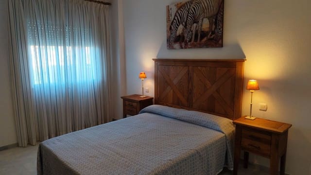 2 Zimmer Wohnung zu verkaufen in La Reserva, Marbella mit Pool Garage - 285.000 € (Ref: 9588374)