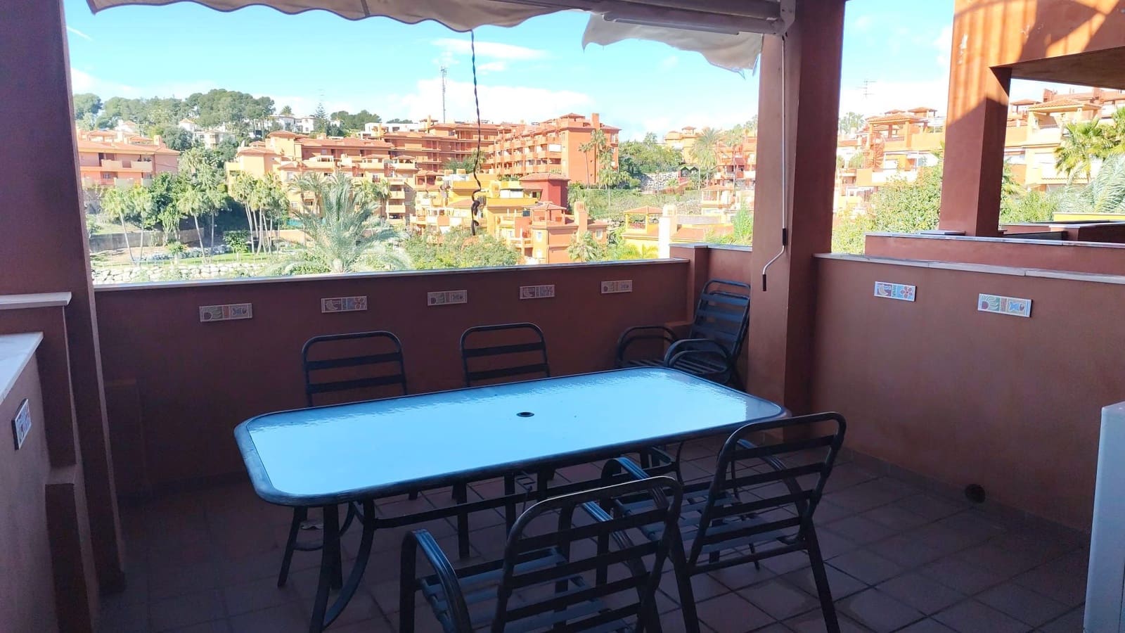 2 Zimmer Wohnung zu verkaufen in Marbella mit Pool Garage - 285.000 € (Ref: 9588374)