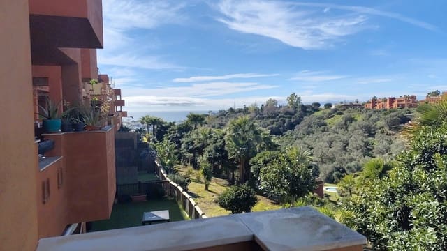 2 Zimmer Wohnung zu verkaufen in La Reserva, Marbella mit Pool Garage - 285.000 € (Ref: 9588374)